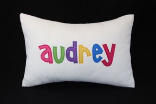 White pillow audrey